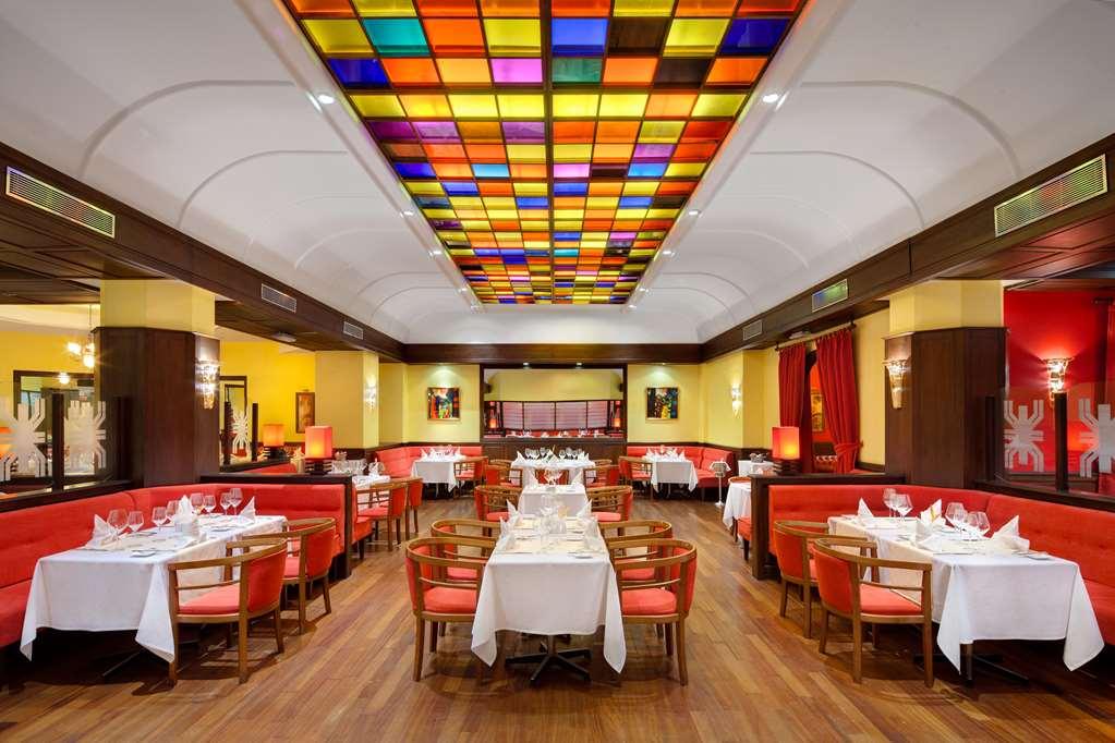 Hilton Yaounde Hotel Restoran gambar