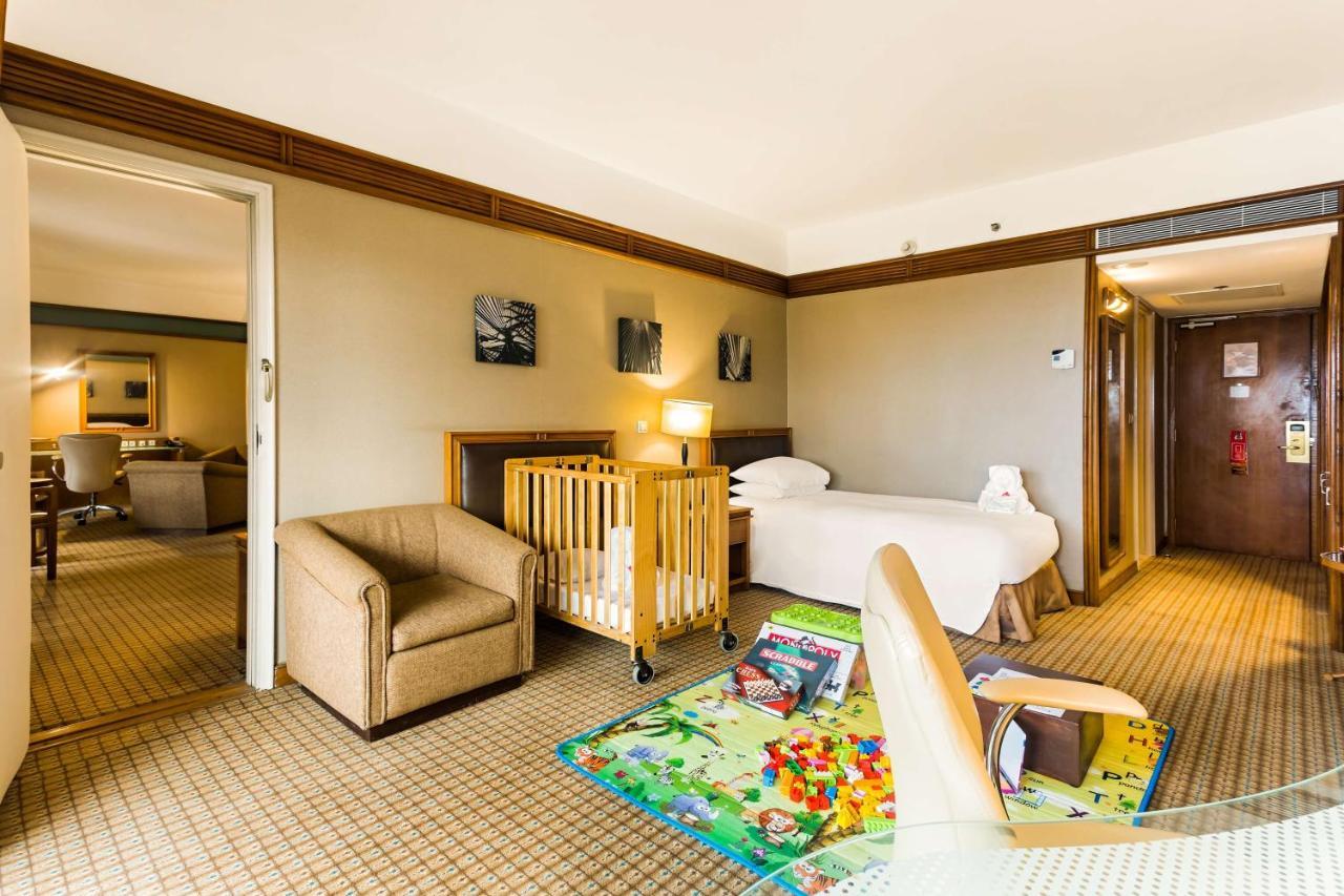 Hilton Yaounde Hotel Luaran gambar