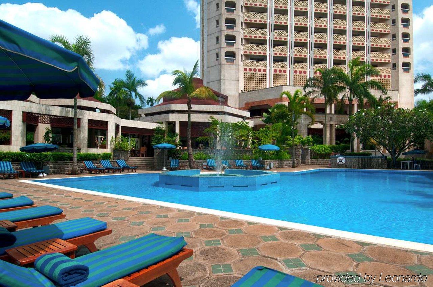 Hilton Yaounde Hotel Kemudahan gambar
