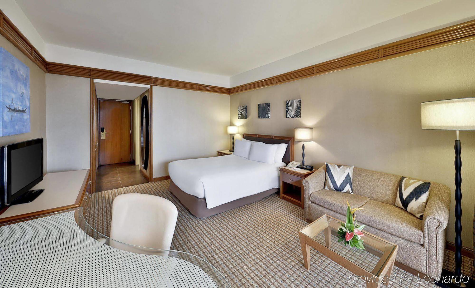 Hilton Yaounde Hotel Luaran gambar