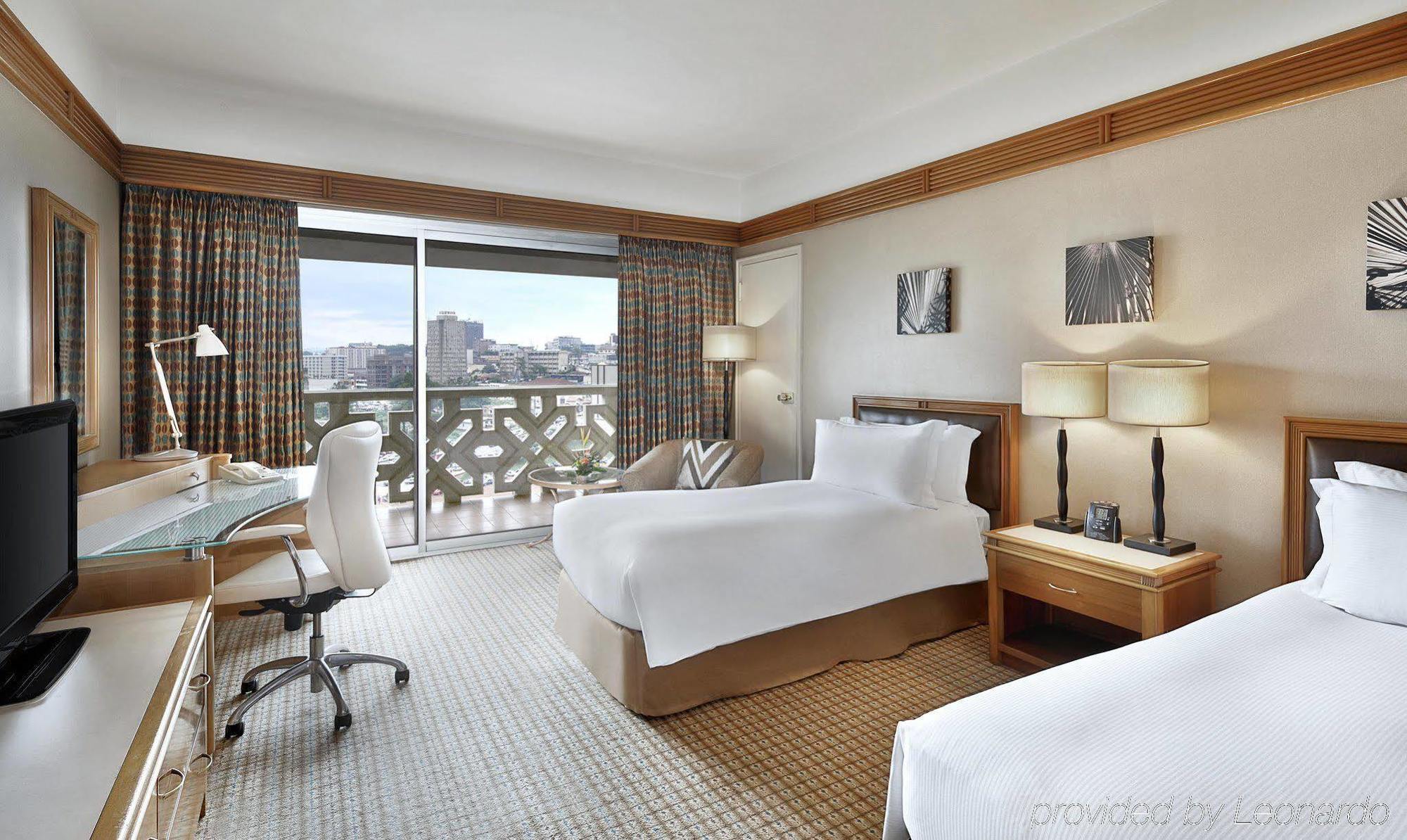 Hilton Yaounde Hotel Luaran gambar